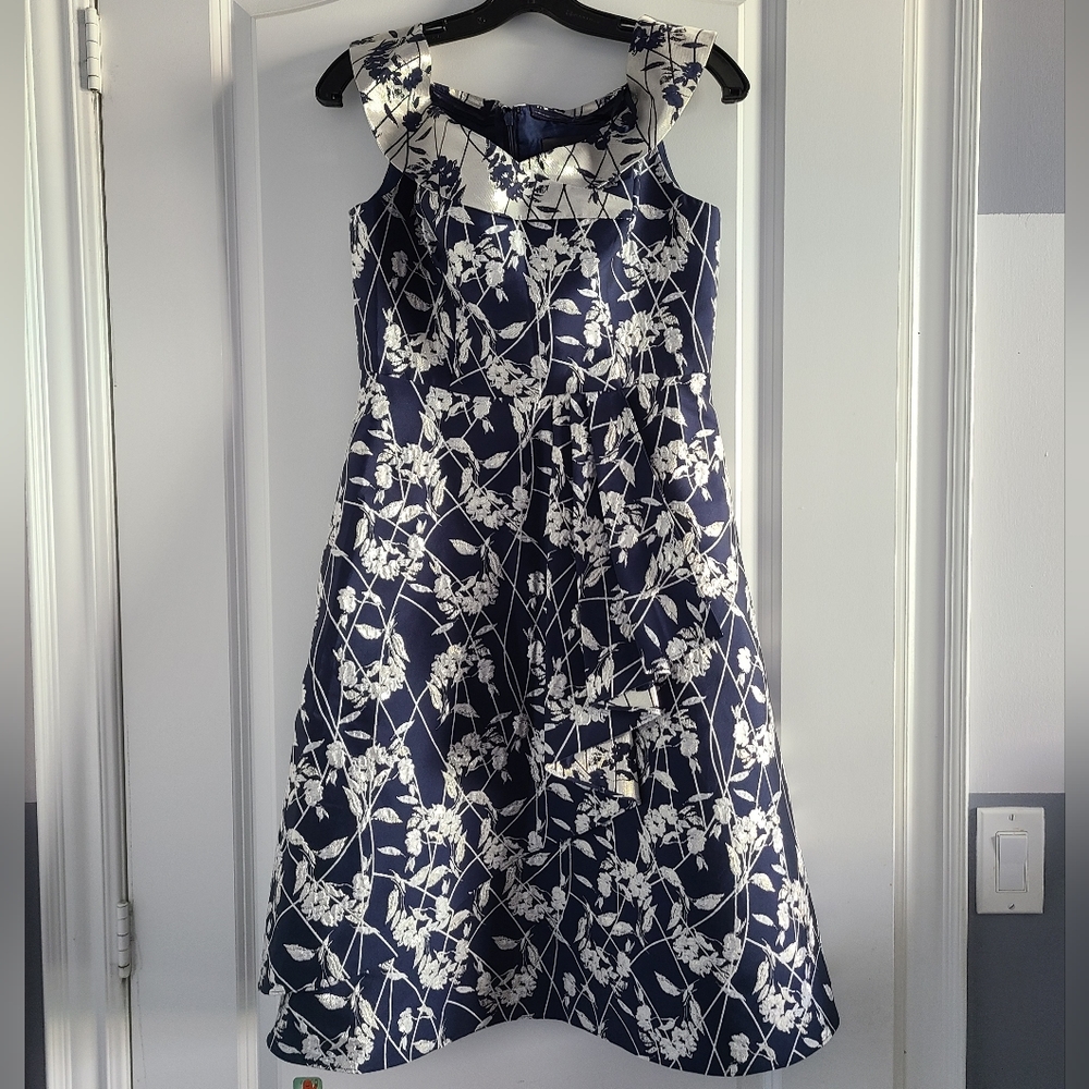 Adrianna Papell Off-The-Shoulder Jacquard Dress Size 6